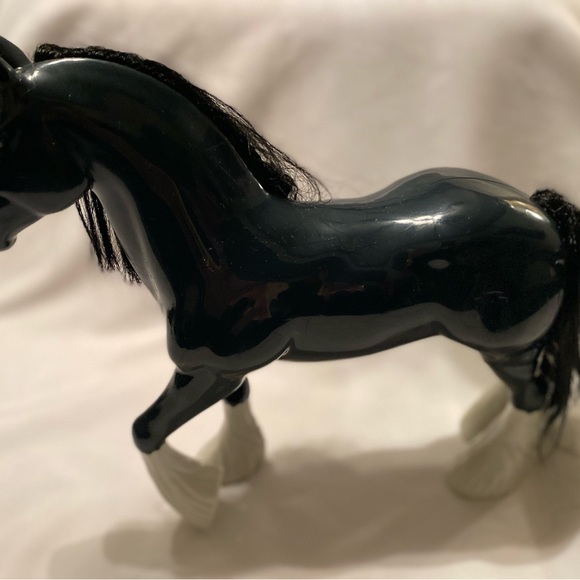 Lot of 2 Disney Pixar Shire Horses Angus From Brave Large Size - Picture 15 of 15